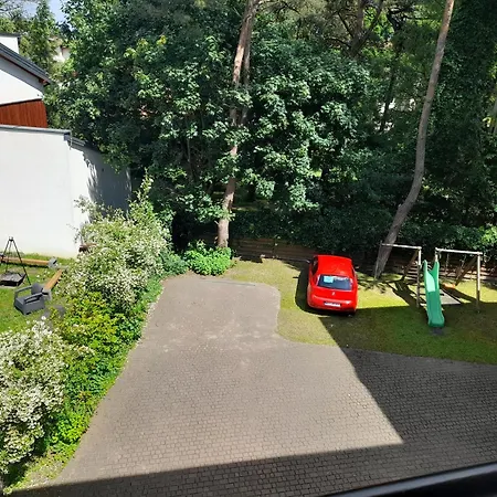 Lewada pokój czteroosobowy z łazienką Kwatera prywatna *
