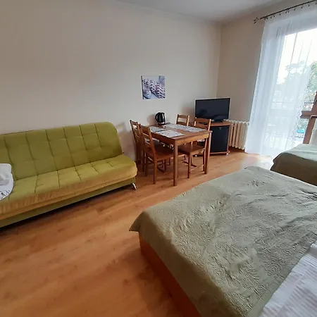 Lewada pokój czteroosobowy z łazienką Władysławowo