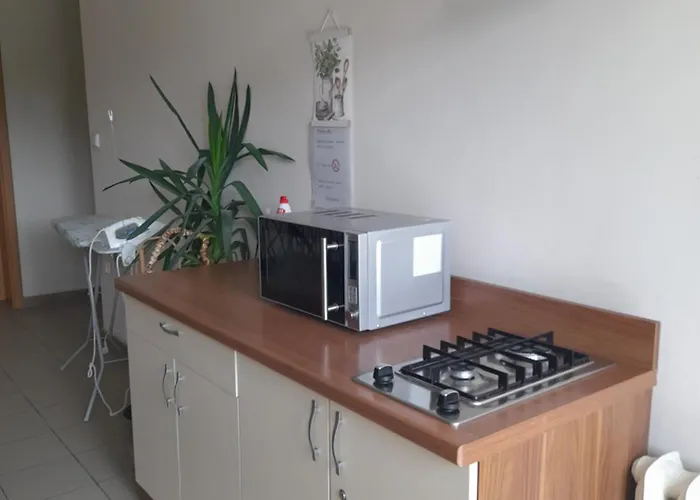 Lewada Czteroosobowy Z Lazienka Проживание в семье Владыславово