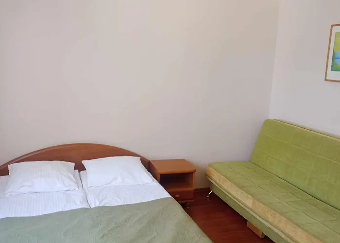 Lewada Czteroosobowy Z Lazienka * Владыславово